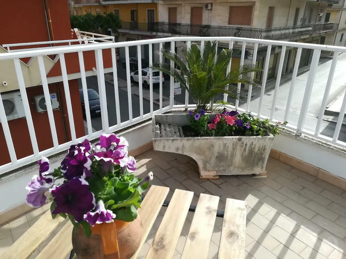 Casa Degli Avi,Da Zio Nino Nel Borgo Marinaro Villa Pozzallo 0*,