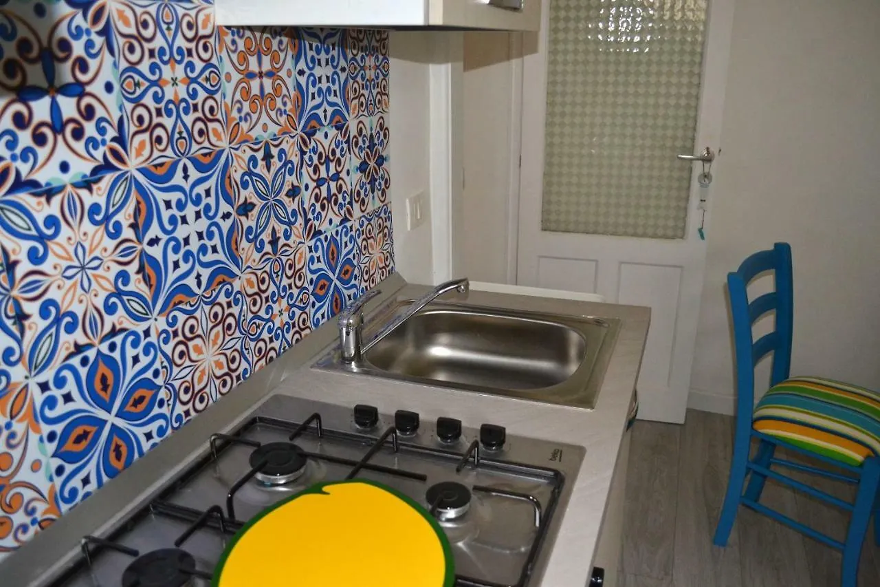 Casa Degli Avi,Da Zio Nino Nel Borgo Marinaro Villa Pozzallo 0*,  Italy